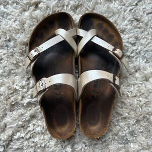 Birkenstock Mayari size 39